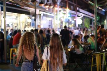 La falta de sueño en adolescentes propicia conductas sexuales de riesgo