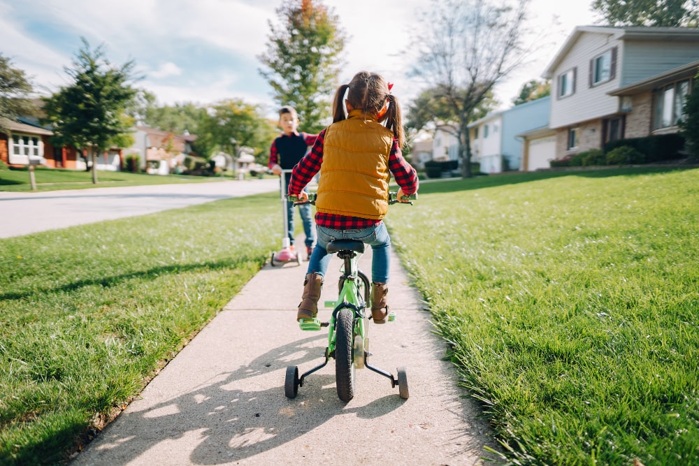 Caminar o pedalar, les millors maneres d'anar a l'escola